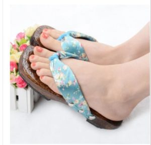 Thuê Guốc Nhật - Guốc gỗ Nhật Bản - Giày Bốt Guốc Biểu Diễn tại Hà Nội