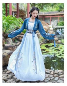 Cho thuê Trang phục cổ trang nữ mẫu công chúa tiểu thư tại Hà Nội