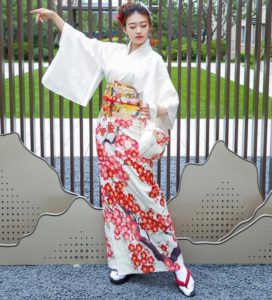 Cho thuê Áo kimono truyền thống Nhật Bản hoa anh đào tại Hà Nội