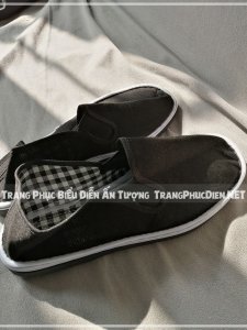 Thuê Giày hài bốt đen biểu diễn đóng phim vai vua quan táo quân - Giày Bốt Guốc Biểu Diễn tại Hà Nội