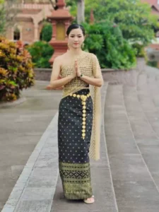 Cho thuê Trang Phục Lào - Thái nữ tại Hà Nội