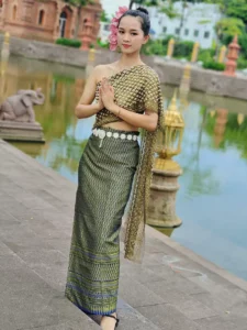 Cho thuê Trang Phục Thái - Lào nữ tại Hà Nội